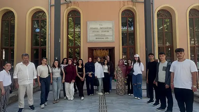 Dadaylı Öğrencilerden İstanbul'da Eğitim Ve Kültür Gezisi