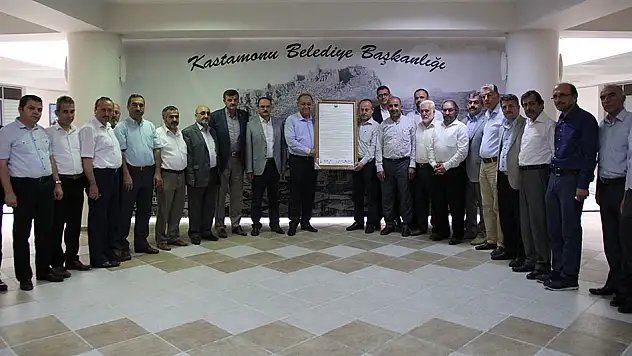 'Değil 30 gün 30 sene olsa biz bu meydanlarda dururuz'