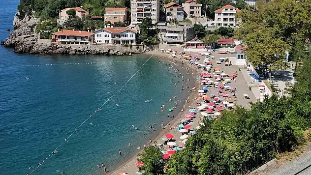 Denize giriş yasağı sona erdi, Kapuz'a akın ettiler