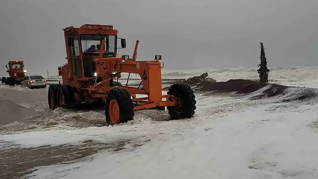 Fırtınanın Bıraktığı Hasar Gün Ağarınca Ortaya Çıktı