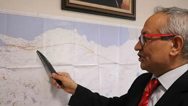 Deprem Uzmanı Ateş: 'Deprem Beklenmiyor'