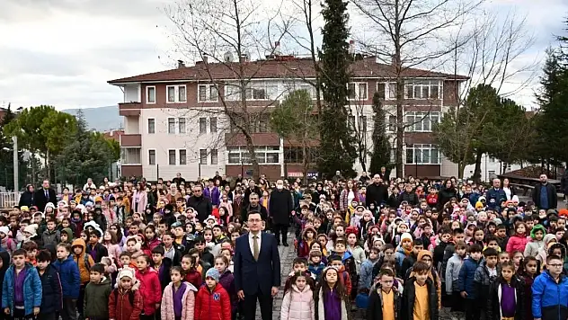 Depremlerde Hayatını Kaybedenler Okullarda Anıldı