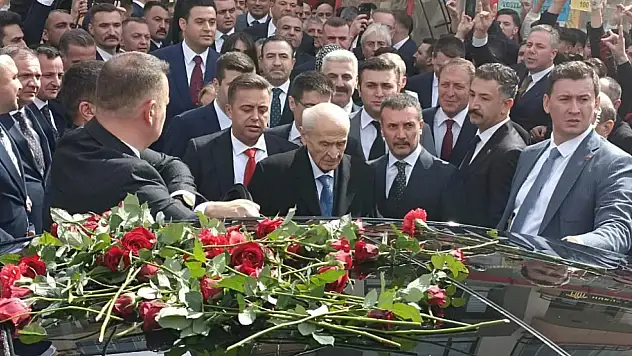 Devlet Bahçeli, 2 Ay Sonra Mesaisine Başladı