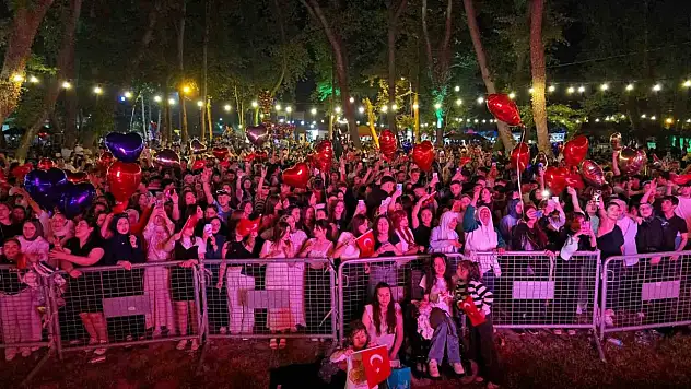 Gençlik Festivali Renkli Görüntülere Sahne Oldu