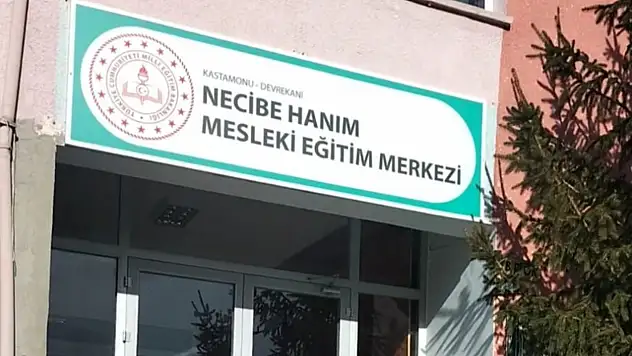 Devrekani'de Okul İsmi Tartışması Büyüyor