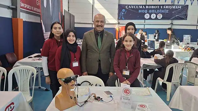 Devrekli Öğrenciler Robot Yarışmasında Birinci Oldular