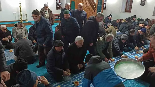 Devrekliler Yeni Yılın İlk Sabah Namazı Buluşmasında Bir Araya Geldiler