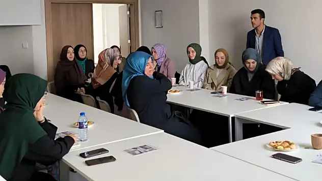Dil, Kültür Ve Sanat Topluluğu'ndan Tanışma Çayı Etkinliği