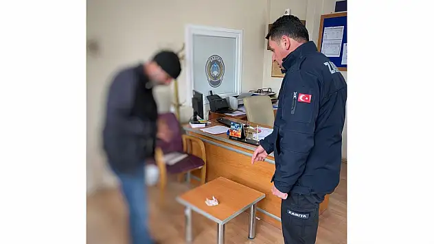 Dilencilik İçin Gelen 2 Kişi Yakalandı