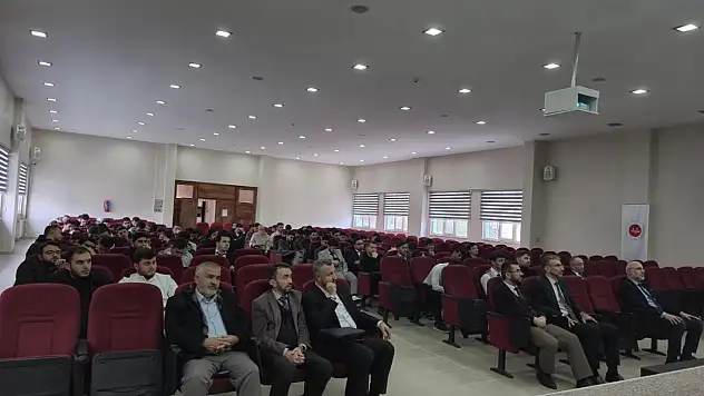 Din Hizmetlerinin Verimliliği Ve Yetişmişlik Anlatıldı