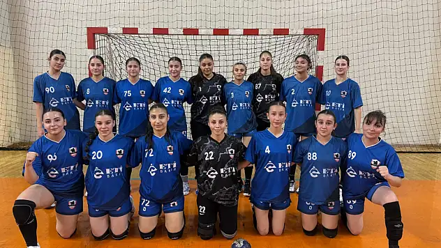 Dinamik, Deplasmanda Mağlup