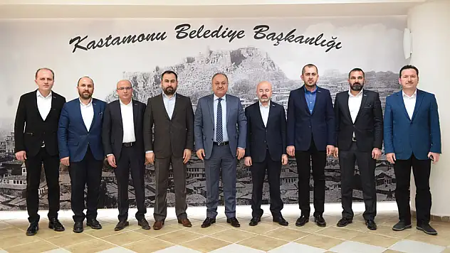 Diyanet İşleri Başkanı Görmez, Belediye Başkanı Tahsin Babaş'ı ziyaret etti