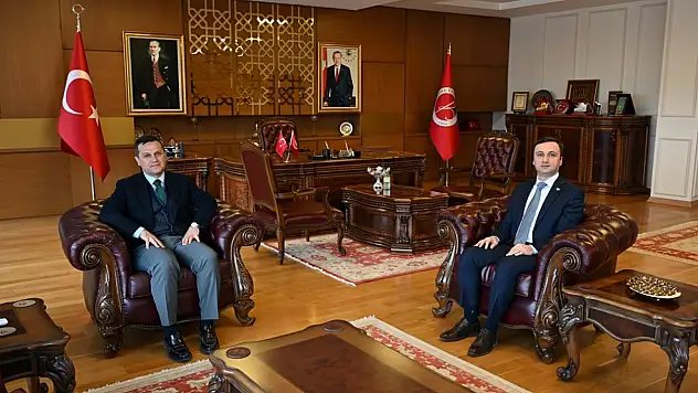 Dr. Serkan Genç'ten Rektör Topal'a Ziyaret