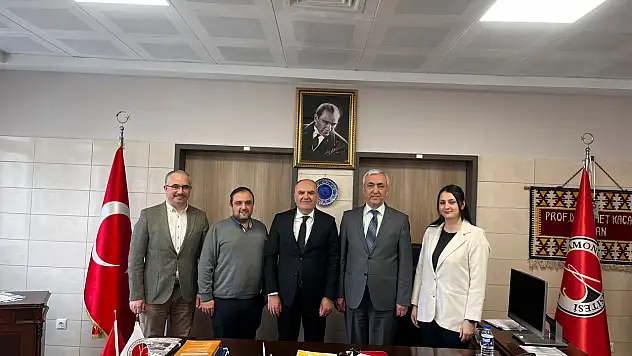 Eğitim Fakültesi Dekan Yardımcılığında Görev Değişimi