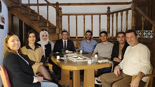 Eğitim Gücü-Sen Ziyaretlerini Sürdürüyor