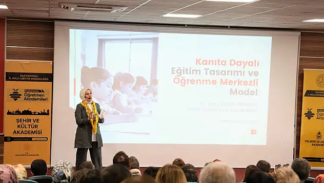 'Eğitim Tasarımında Öğretmenin Rolü' Program Düzenlendi