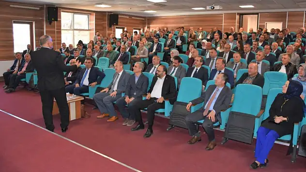 Eğitimde Türkiye Yüzyılı Semineri düzenlendi
