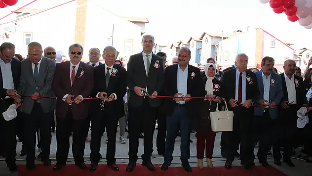 El Sanatları Kursları meyvelerini verdi