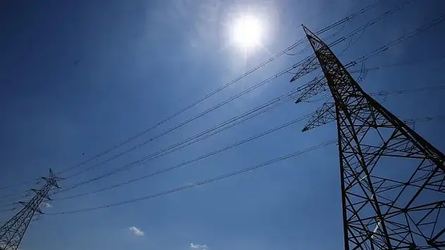 Elektrik Kurulu Gücü 126 Bin 476 Megavata Ulaştı