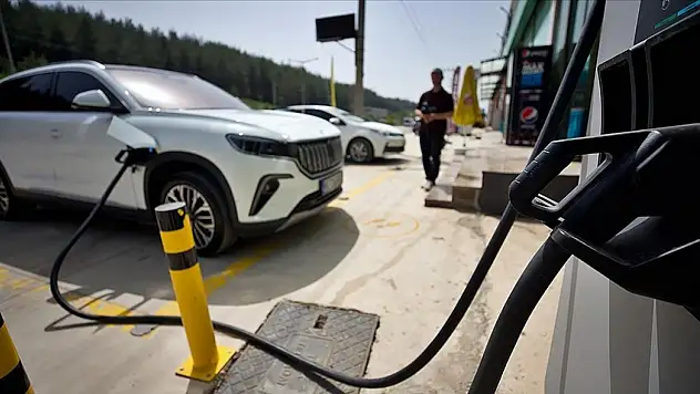 Elektrikli Otomobil Sayısı Bir Yılda Yüzde 130 Arttı