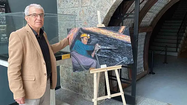 Emekli Maden İşçisi, Maden Müzesi'nde Madencileri Anlatan Resimlerini Sergiledi
