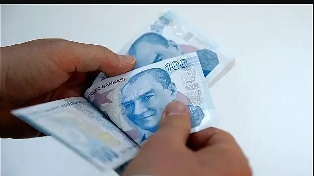 Emeklilere Bayram İkramiyeleri Ödenmeye Başladı