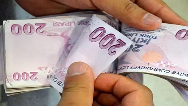 Emeklilerin maaş ve ikramiye tarihleri belli oldu