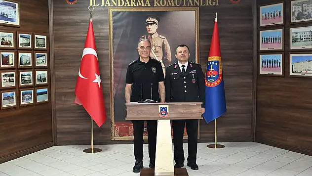 Emniyet Müdürü Tamer Taş'tan Jandarma Teşkilatına Kutlama Ziyareti