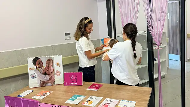 Emzirme Haftası Dolayısıyla Bilgilendirme Standı Kuruldu