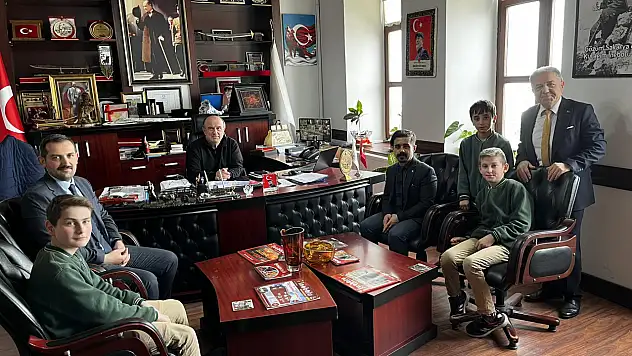 Erasmus Ekibinden Belediye Başkanı Uzuner'e Ziyaret