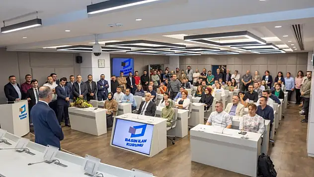 Erkılınç, Personeline Veda Etti
