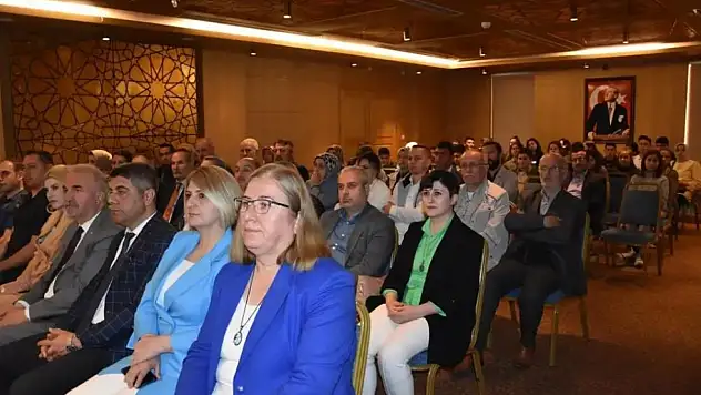 Ermeni soykırımı yalanı belgelerle anlatıldı