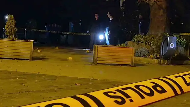 Eşinin Dayısını Bıçaklayarak Öldüren Sanığın Yargılanmasına Başlandı