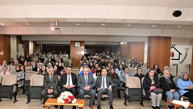 Etik Eğitimi Semineri Düzenlendi