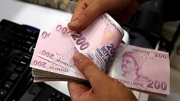 Evde Bakım Yardımları Hesaplara Yatırılmaya Başlandı