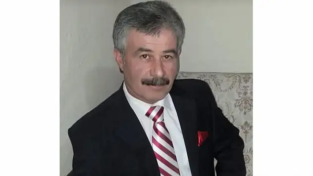 Evinde Fenalaşan Muhtar Hayatını Kaybetti