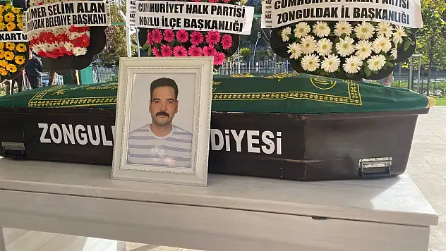 Evinin altıncı katından atlayan genç memleketinde toprağa verildi
