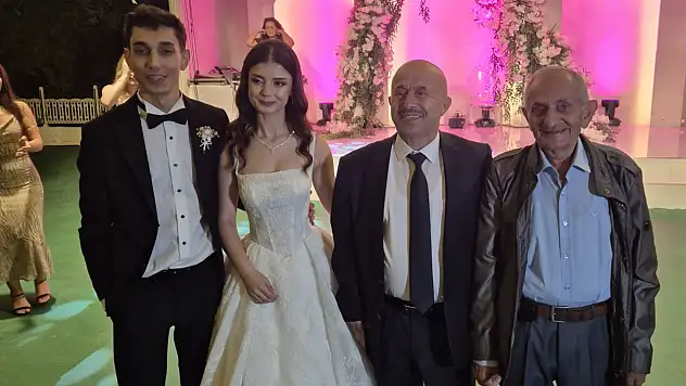 Ezgi İle İsmet Evlendi