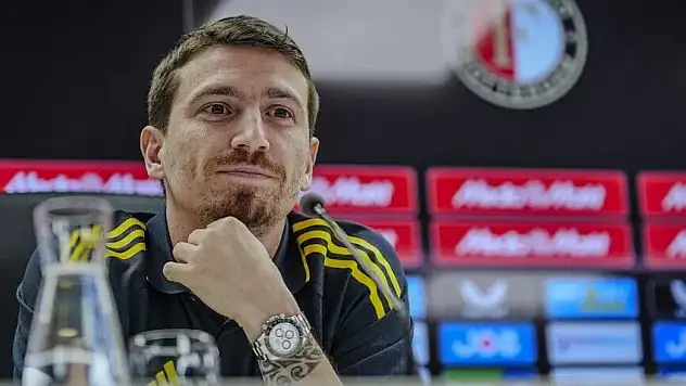 Fenerbahçe, Mert Hakan Yandaş İle 1 Yıllık Sözleşme İmzaladı