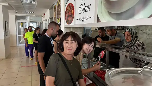 Festival Sofrasında Farklı Kültürler Buluştu