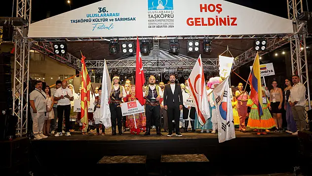 Festivalde Renkli Final