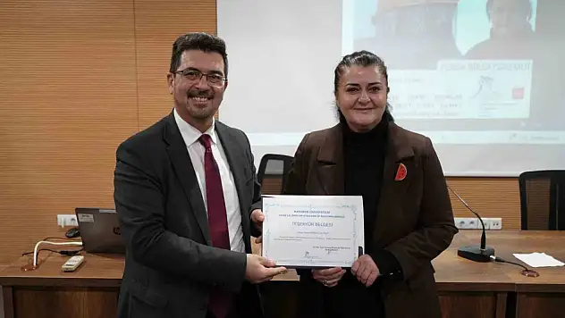 Filistin Edebiyatı Ve Kadınların Mücadelesi Ele Alındı