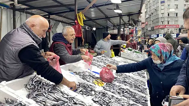 Fiyatlar Düştü, Vatandaş Yoğun İlgi Gösterdi