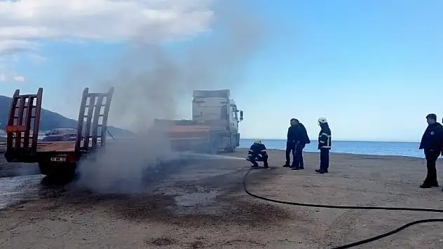 Freni patladı lastiği alev aldı