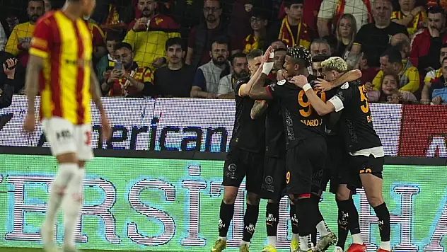 Galatasaray, Göztepe'yi 3 Golle Mağlup Etti