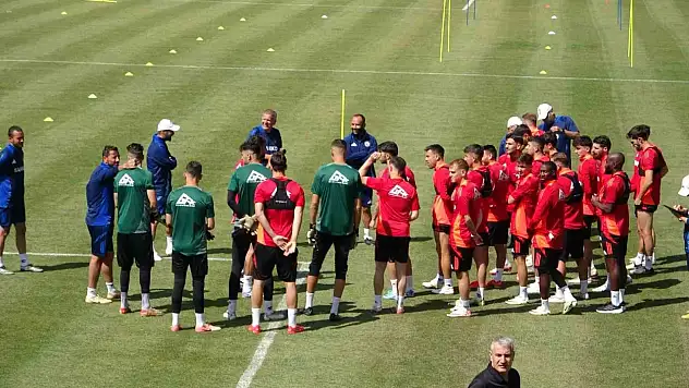 Gaziantep FK, Günde Çift Antrenmanla Yeni Sezona Hazırlanıyor