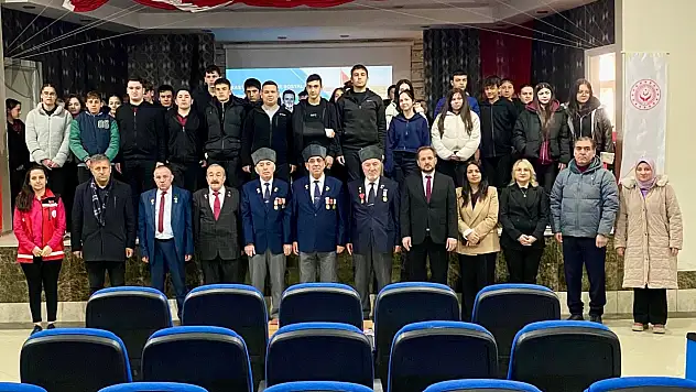 Gaziler Öğrencilerle Buluştu