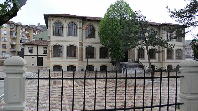 Gazipaşa'nın tehlike arz eden korkulukları görüşüldü