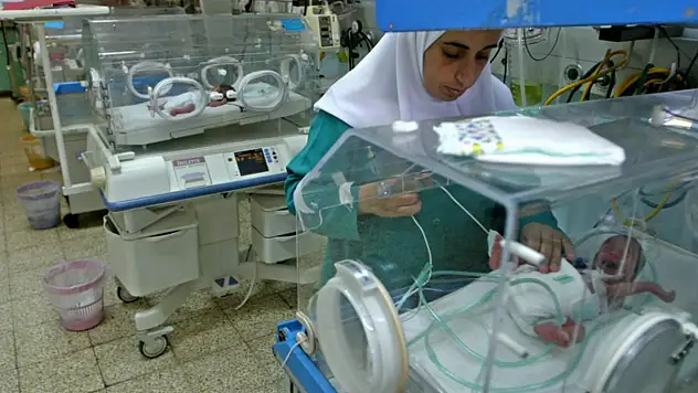 Gazze'de bebekler ölümle karşı karşıya