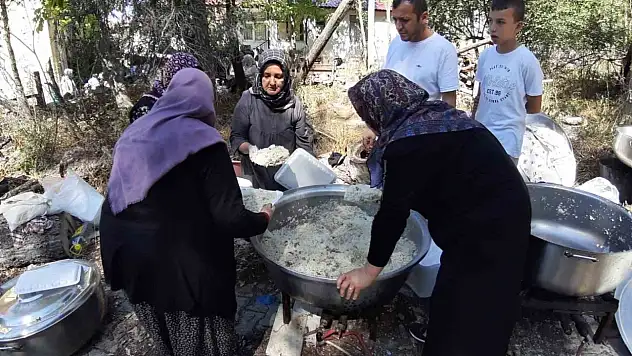 Mudurnu'da Geleneksel Hacet Bayramı Coşkusu
